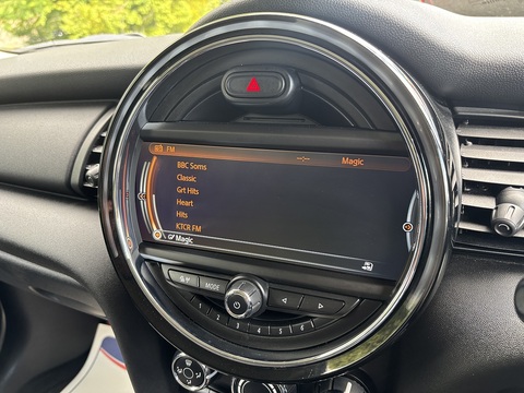 One 1.2 5dr Hatchback Automatic Petrol