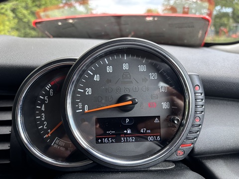 One 1.2 5dr Hatchback Automatic Petrol