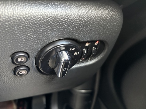 One 1.2 5dr Hatchback Automatic Petrol
