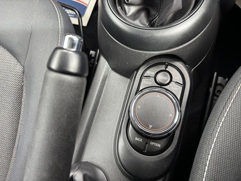 One 1.2 5dr Hatchback Automatic Petrol