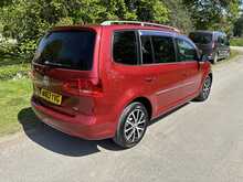 Volkswagen Touran Se Tsi Dsg