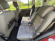 Volkswagen Touran Se Tsi Dsg