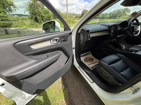 T4 Inscription Awd 2.0 5dr Estate Automatic Petrol
