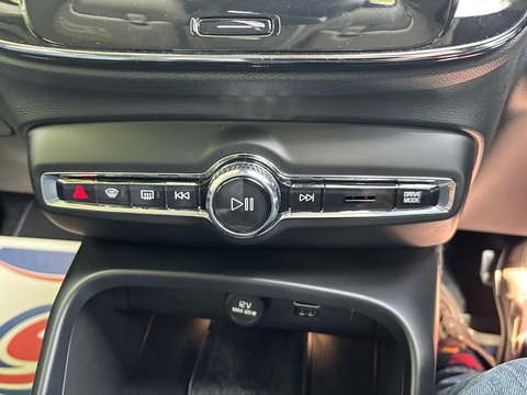 T4 Inscription Awd 2.0 5dr Estate Automatic Petrol