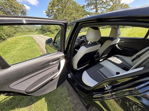118I 2.0 5dr Hatchback Automatic Petrol
