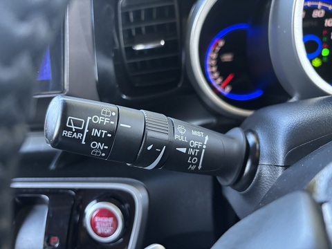 G CUSTOM SS Pack 658 5dr MPV Automatic Petrol