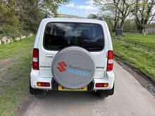 Suzuki Jimny VVT SZ4