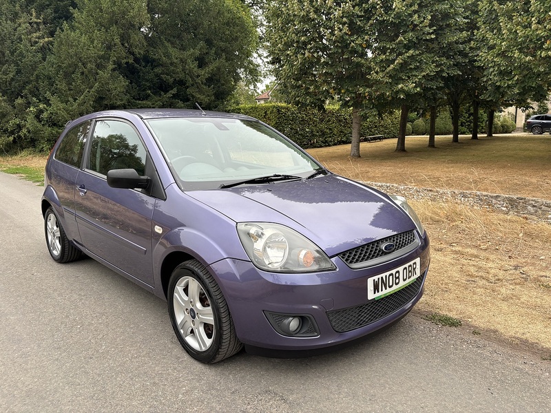 Ford 1.25 Zetec Climate Hatchback 3dr Petrol Manual (142 g/km, 74 bhp)