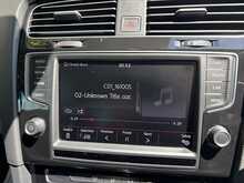 Volkswagen Golf Se Tsi Bluemotion Technology Dsg
