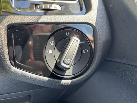 Se Tsi Bluemotion Technology Dsg Estate 1.4 Semi Auto Petrol