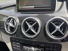 Mercedes-Benz B-Class B180 Blueefficiency Sport
