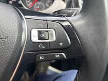 Volkswagen Golf S Tsi Bluemotion Technology Dsg