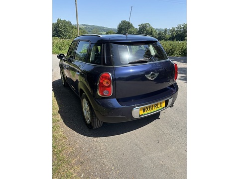 One 1.6 5dr Hatchback Automatic Petrol