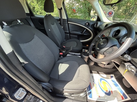 One 1.6 5dr Hatchback Automatic Petrol