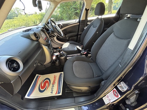 One 1.6 5dr Hatchback Automatic Petrol
