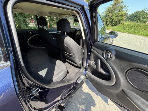 One 1.6 5dr Hatchback Automatic Petrol