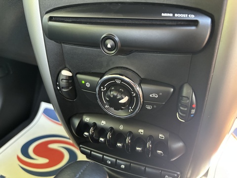 One 1.6 5dr Hatchback Automatic Petrol
