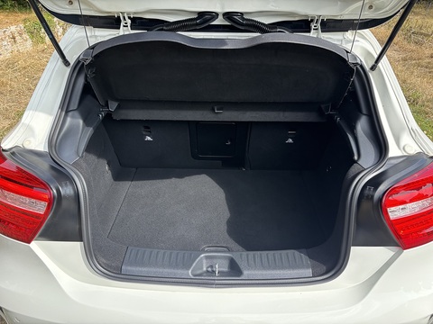 A180 Blueefficiency Sport 1.6 5dr Hatchback Automatic Petrol