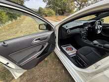 Mercedes-Benz A-Class A180 Blueefficiency Sport
