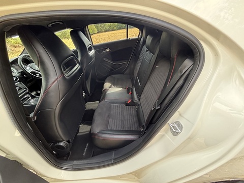 A180 Blueefficiency Sport 1.6 5dr Hatchback Automatic Petrol