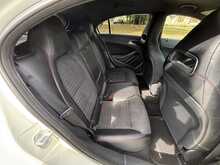 Mercedes-Benz A-Class A180 Blueefficiency Sport