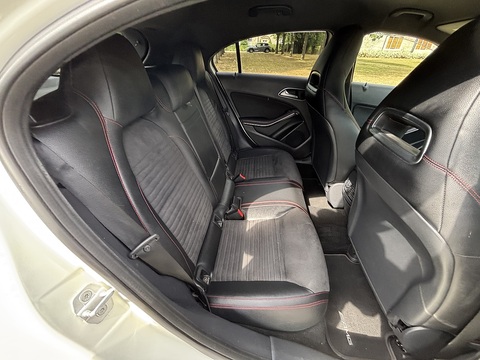A180 Blueefficiency Sport 1.6 5dr Hatchback Automatic Petrol