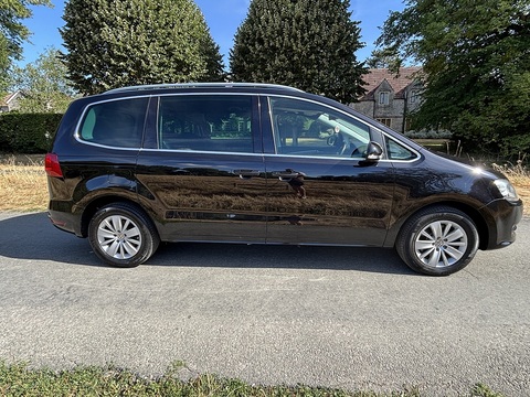 Se Tsi Bluemotion Technology Dsg 1.4 5dr Mpv Semi Auto Petrol