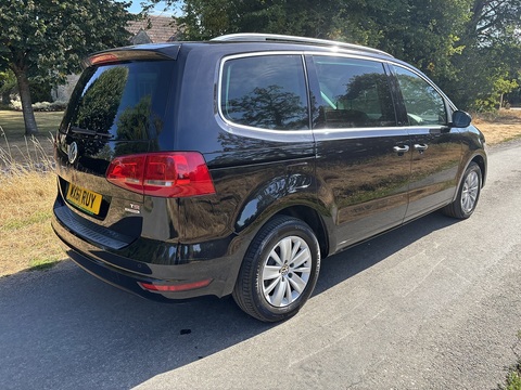 Se Tsi Bluemotion Technology Dsg 1.4 5dr Mpv Semi Auto Petrol