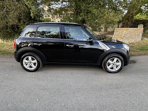 One 1.6 5dr Hatchback Automatic Petrol