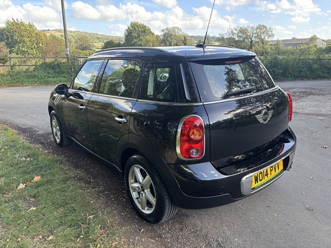 One 1.6 5dr Hatchback Automatic Petrol