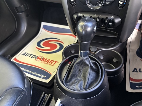 One 1.6 5dr Hatchback Automatic Petrol