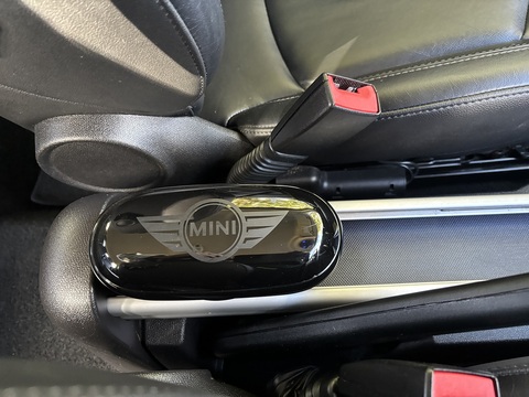 One 1.6 5dr Hatchback Automatic Petrol
