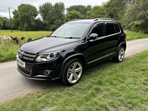 R Line Tsi 4Motion Dsg 2.0 5dr Estate Semi Auto Petrol