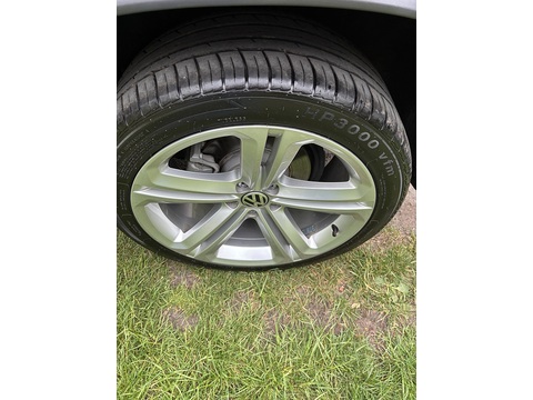 R Line Tsi 4Motion Dsg 2.0 5dr Estate Semi Auto Petrol