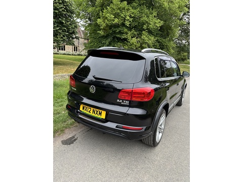 R Line Tsi 4Motion Dsg 2.0 5dr Estate Semi Auto Petrol