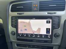 Volkswagen Golf S Tsi Bluemotion Technology Dsg
