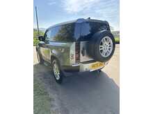 Land Rover Defender 90 D250 MHEV
