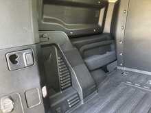 Land Rover Defender 90 D250 MHEV