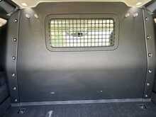 Land Rover Defender 90 D250 MHEV