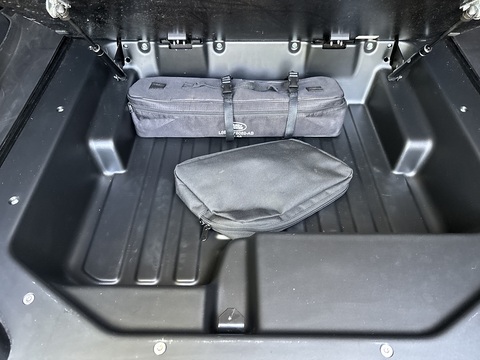 3.0 D250 MHEV Hard Top SUV 3dr Diesel Auto 4WD SWB Euro 6 (s/s) (250 ps)