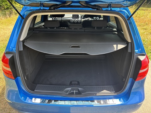 B 180 Sport 1.6 5dr Mpv Automatic Petrol