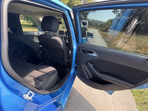 B 180 Sport 1.6 5dr Mpv Automatic Petrol
