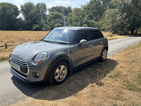 One 1.2 5dr Hatchback Automatic Petrol