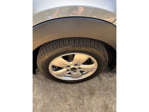 One 1.2 5dr Hatchback Automatic Petrol