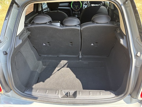 One 1.2 5dr Hatchback Automatic Petrol