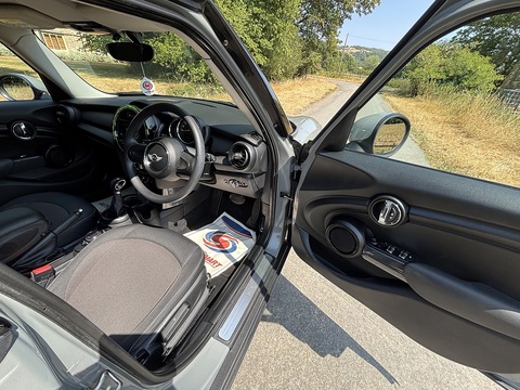 One 1.2 5dr Hatchback Automatic Petrol