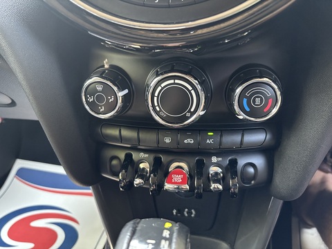 One 1.2 5dr Hatchback Automatic Petrol