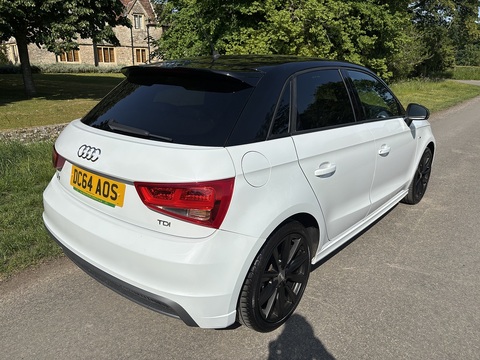 1.6 TDI S line Style Edition Sportback 5dr Diesel Manual Euro 5 (s/s) (105 ps)