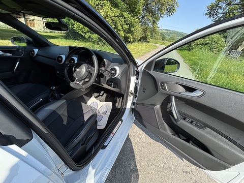 1.6 TDI S line Style Edition Sportback 5dr Diesel Manual Euro 5 (s/s) (105 ps)