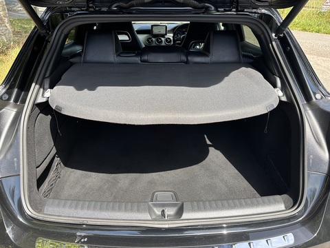Gla 250 4Matic Sport 2.0 5dr Estate Automatic Petrol